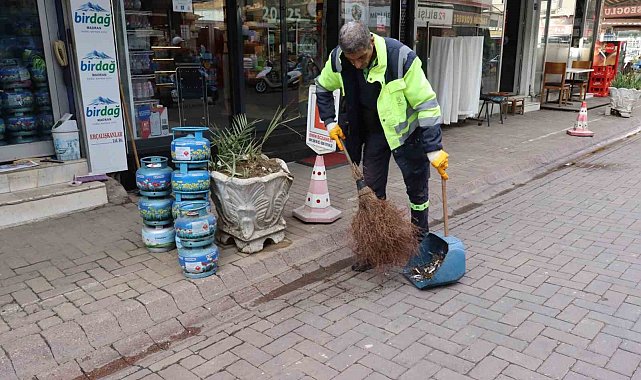 Nazilli'de bir saatte 3 binden fazla izmarit toplandı