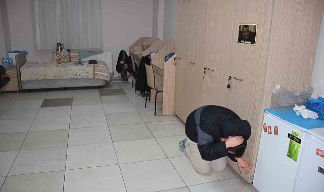 Öğrenci yurdunda deprem ve yangın tatbikatı