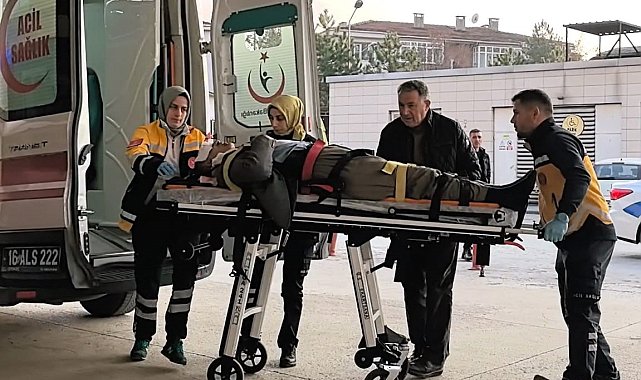 Otomobilin çarptığı yaşlı adam ağır yaralandı