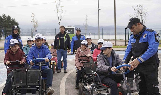 Özel bireylere trafik eğitimi