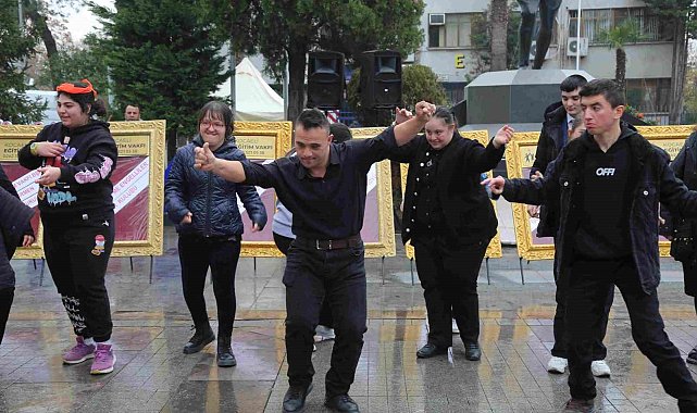 Özel bireylerin gösterileri törene renk kattı
