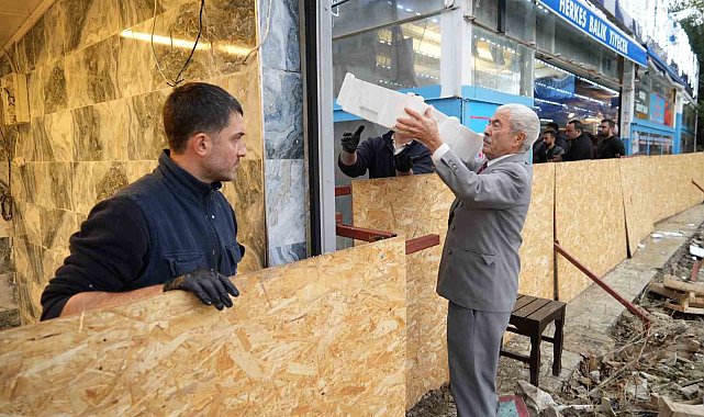 Plaza hayalini suya düşüren esnafa, İBB Başkanı Ekrem İmamoğlu'ndan ceza