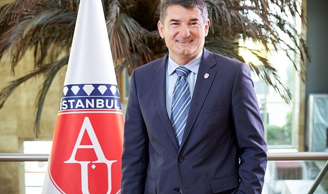 Prof. Dr. Çağrı Erhan: "Suriye'deki yeni dönem büyük belirsizlikler barındırıyor"