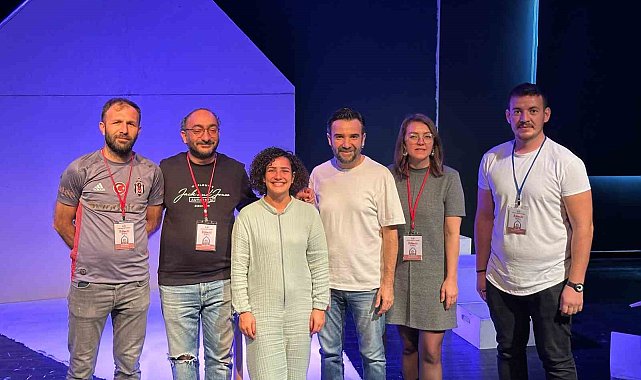 "Kalbimdeki Pervane" 8. Atta Türkiye Çocuk Tiyatroları Showcase programında sahnelendi