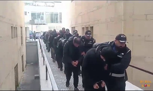 "Kredi çekeceğiz" vaadiyle 20 milyon dolandırdılar... 14 kişi tutuklandı