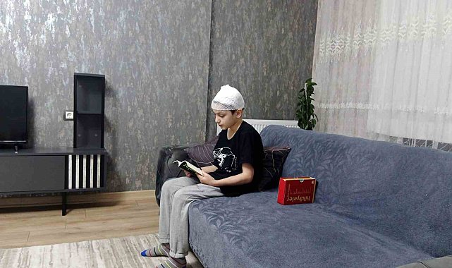 Sahipsiz köpeklerin saldırısına uğrayan Tunahan'ın en büyük hali okula tekrar başlamak