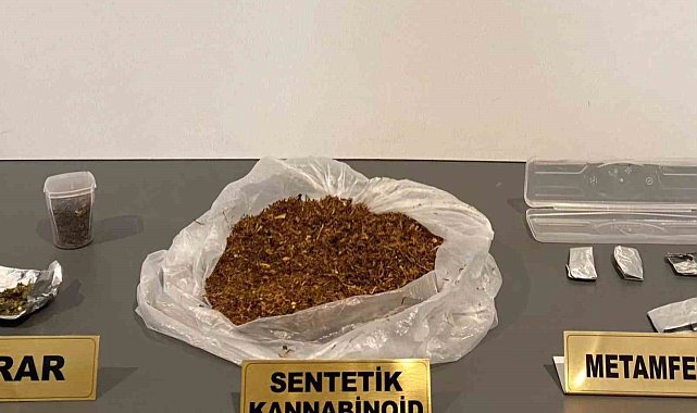 Samsun'da uyuşturucuyla yakalanan 2 kişi gözaltına alındı