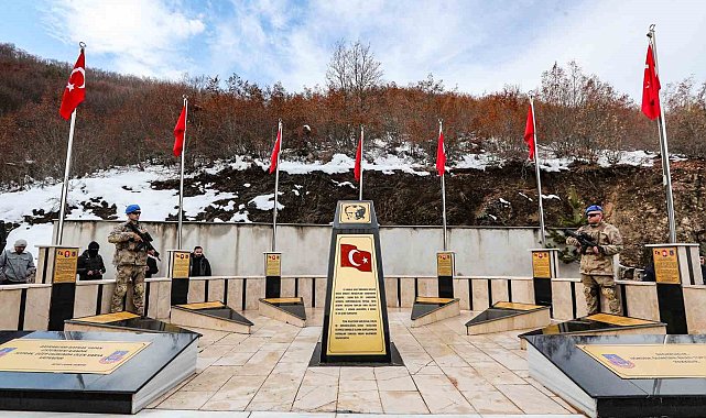 Sazak köyünde 7 kahraman şehit için anma töreni düzenlendi