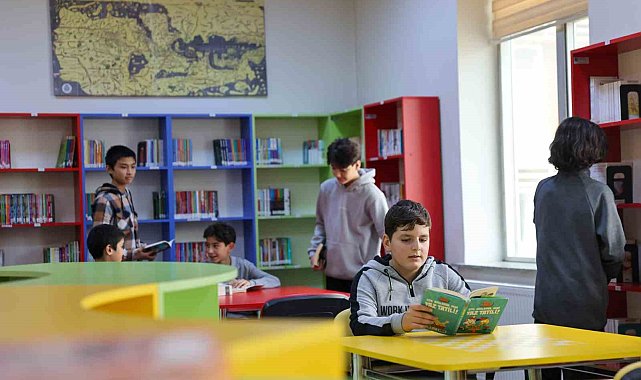 Selçuklu Belediyesi okul kütüphaneleri ile bu yıl da eğitimin en büyük destekçisi