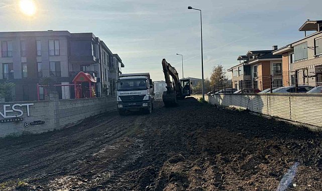 Serdivan trafiğini rahatlatacak yol projesinde ilk adım atıldı