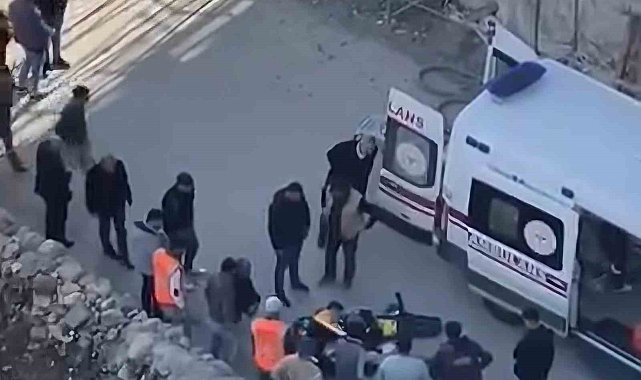 Siirt'te 8'inci kattan düşen inşaat işçisi yaralandı