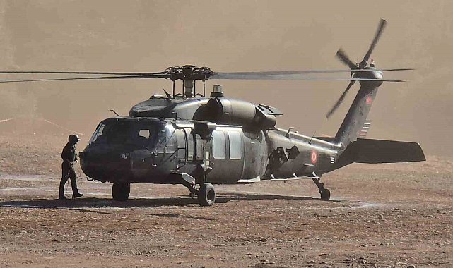 Siirt'te askeri helikopter minik bebek için havalandı
