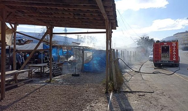 Sinop'ta pazar yerinde yangın paniği