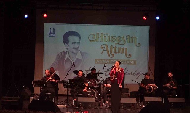 Taçsız kral memleketi Erzurum'da anıldı