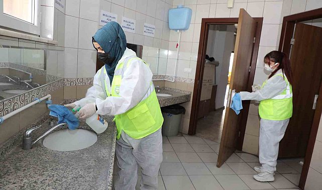 Talas&#039;ta okul temizliği tam gaz