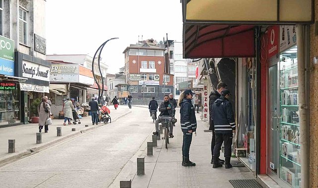 Terme'de kaldırım işgallerinin önüne geçildi