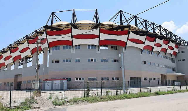 Turgutluspor yeni stadında ilk maçına çıkacak