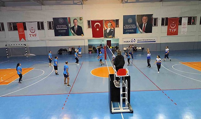 Turnuvada devlet hastanesi birinci oldu