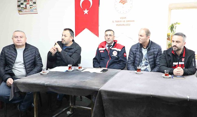 Uşak Tarım ve Orman Müdürlüğü çiftçilerle bir araya geldi,