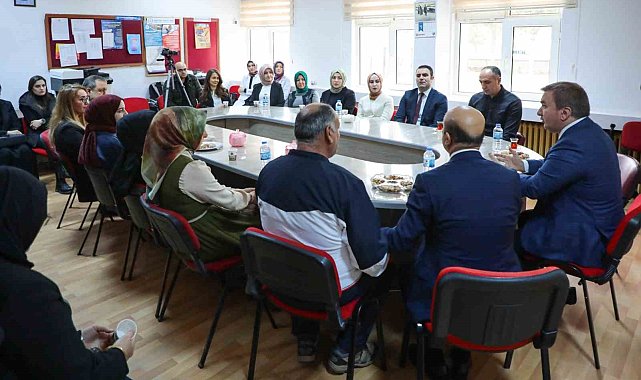 Vali Aydoğdu, Şehit Jandarma Er Fatih Çaybaşı Ortaokulunda incelemede bulundu