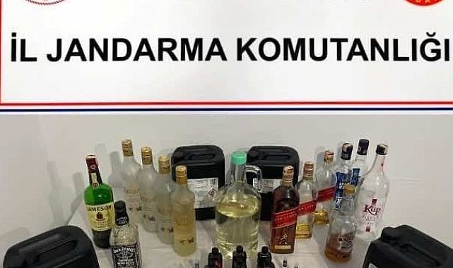 Yılbaşı öncesi piyasa sahte ve kaçak alkol sokmak isteyen 2 şüpheli yakalandı