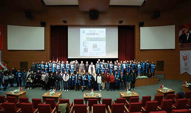 YÖK Üyesi Prof. Dr. Karaboğa, KAYÜ'de dönem dersi verdi