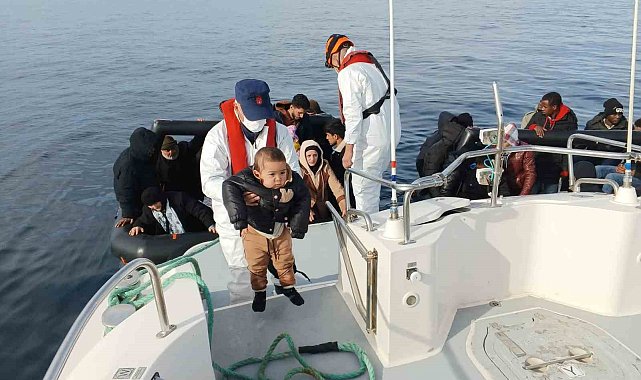 Yunan unsurları can salı ile açık denizde ölüme terk etti, Türk Sahil Güvenliği kurtardı