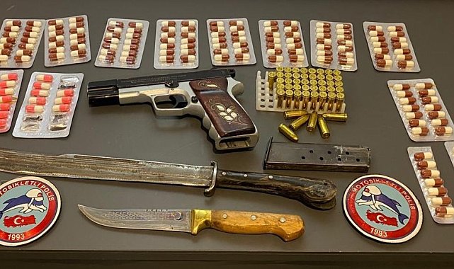 Yunus polisleri silah ve uyuşturucu ele geçirdi
