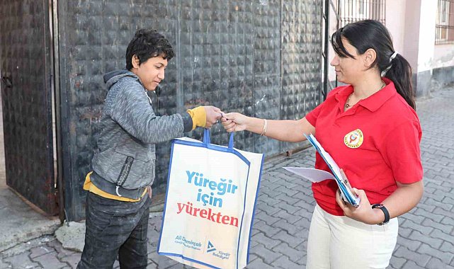 Yüreğirli öğrencilere kitap desteği