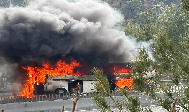 Adana'da yolcu otobüsünde yangın