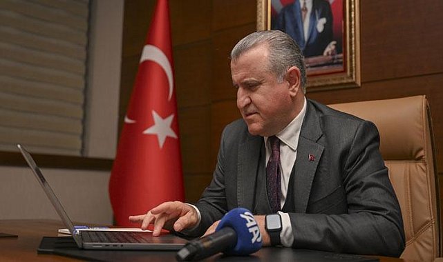 Bakan Bak, 'Yılın Kareleri' oylamasına katıldı