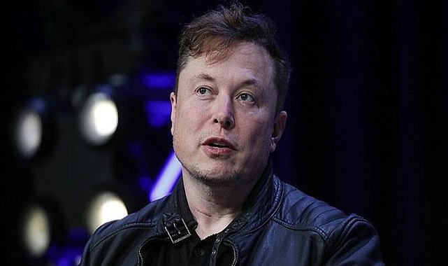 Elon Musk, Premier Lig&#039;in dev takımını satın alıyor! Babası duyurdu...