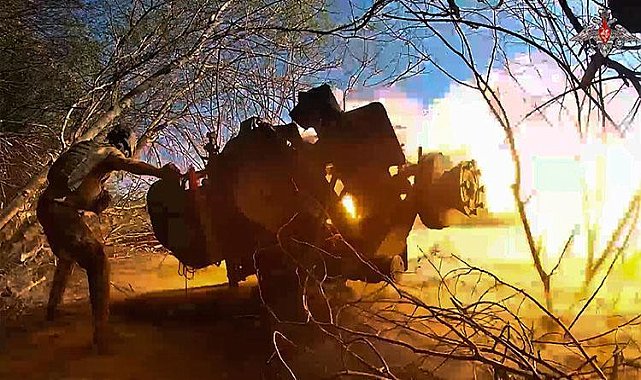 Rusya karşı saldırıya geçti: Ukrayna ilerleyişi durduruldu... Kritik kasaba ele geçirildi!