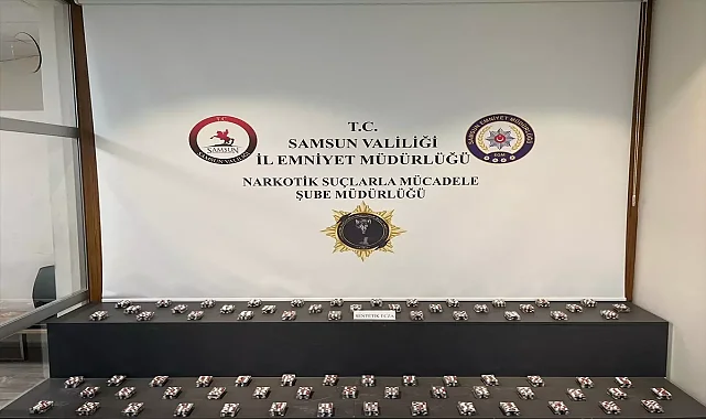 Samsun&#039;da 4 Bin 928 Sentetik Ecza Hapı Ele Geçirildi