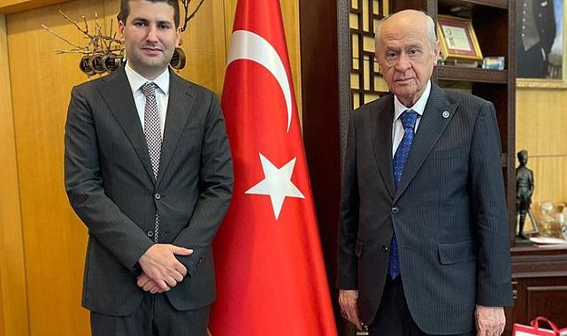 Ülkü Ocakları Başkanı'ndan çok sert Ümit Özdağ açıklaması: 'Çakalın akıbeti parçalanmaktır’