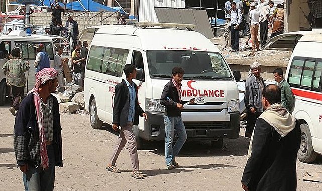 Yemen&#039;de akaryakıt istasyonunda patlama: 8 can kaybı
