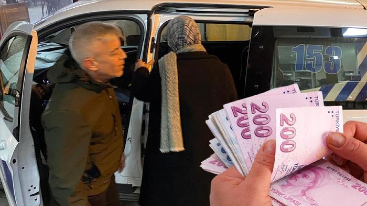 Dilenciler artık bu taktiği kullanarak paraya para demiyorlar! Bilecik'te bir dilencinin üzerinden çıkan para herkesi şoke etti: Üzerinden asgari ücretin 2 katı meblağ çıktı
