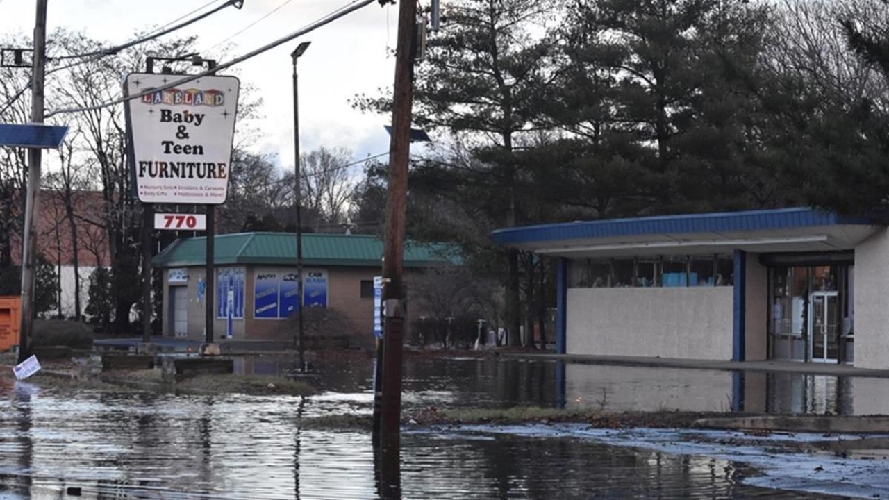 ABD&#039;yi fırtına vurdu! 200 binin üzerinde kişi elektriksiz kaldı - Son Dakika Dünya Haberleri
