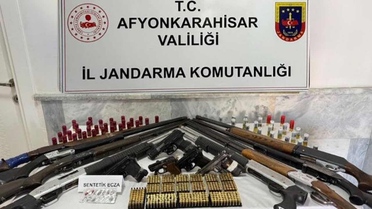 Afyonkarahisar'da ruhsatsız silah operasyonu! 6 kişi gözaltına alındı, rekor ceza uygulandı