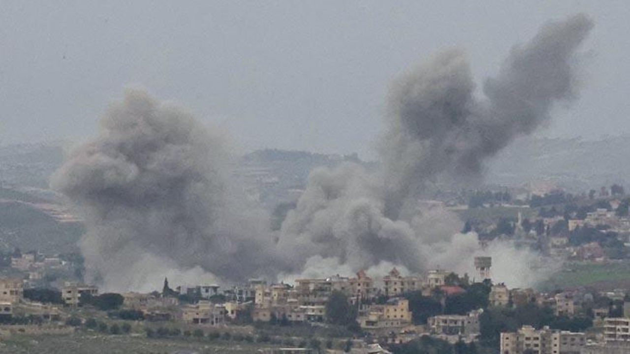 Haritalı tehdit etmişti: İsrail, Beyrut'u vurdu