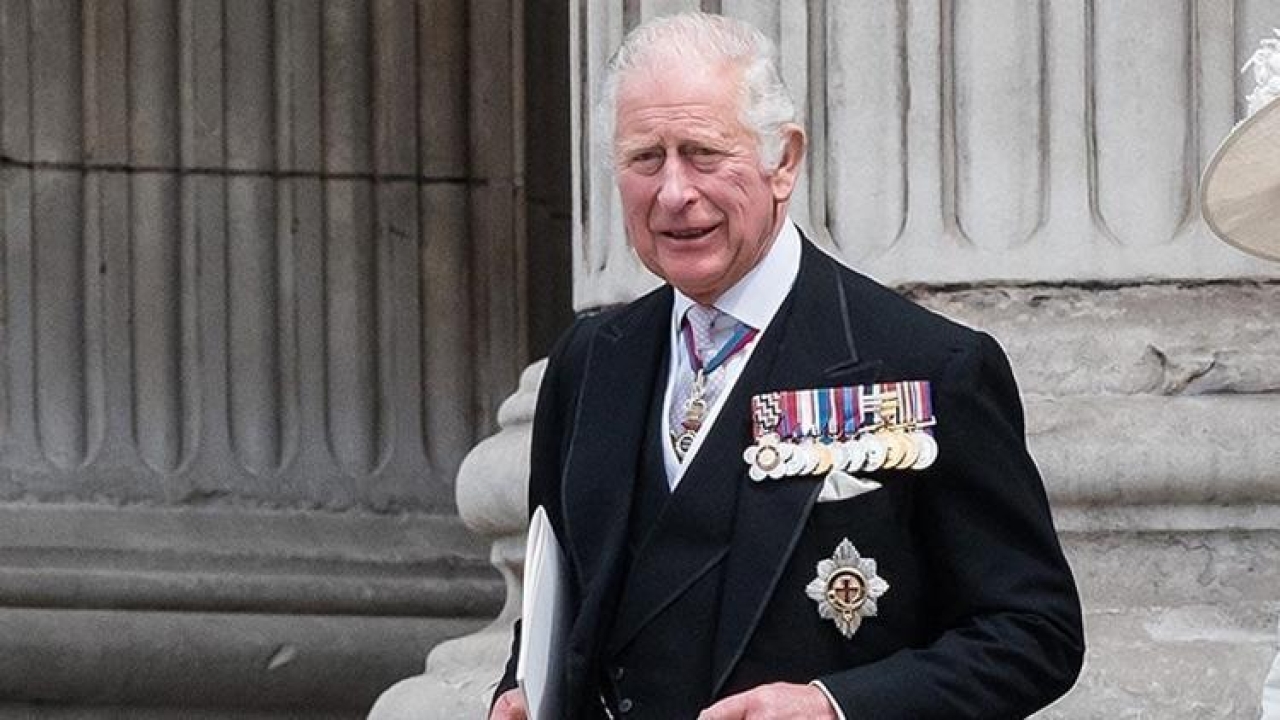 İngiltere Kralı Charles, kanser tedavisinin geçici yan etkileri nedeniyle hastaneye kaldırıldı