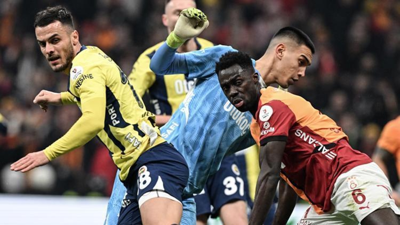 İrfan Can Eğribayat için çağrı: 'Montella, Milli Takım'a çağırmalı'