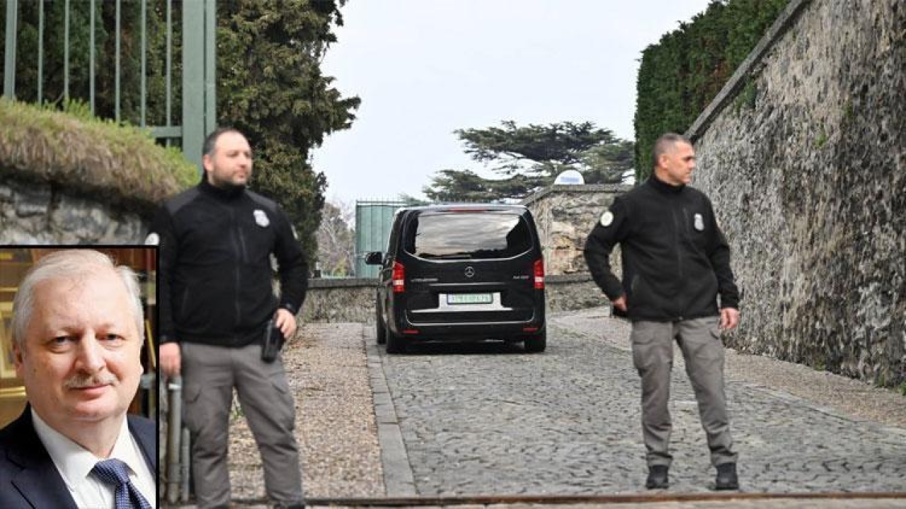 İstanbul görüşmesinden büyükelçi çıktı