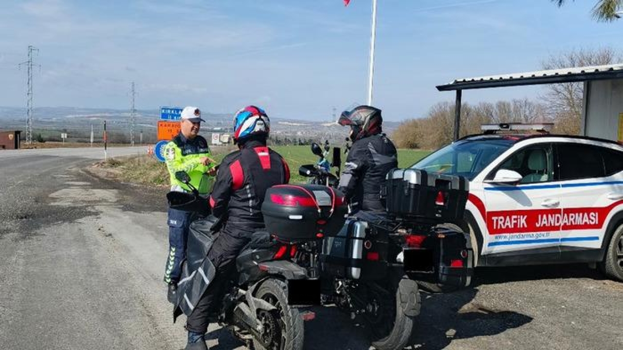 Kırklareli&#039;nde trafik denetimi: 395 sürücüye işlem yapıldı