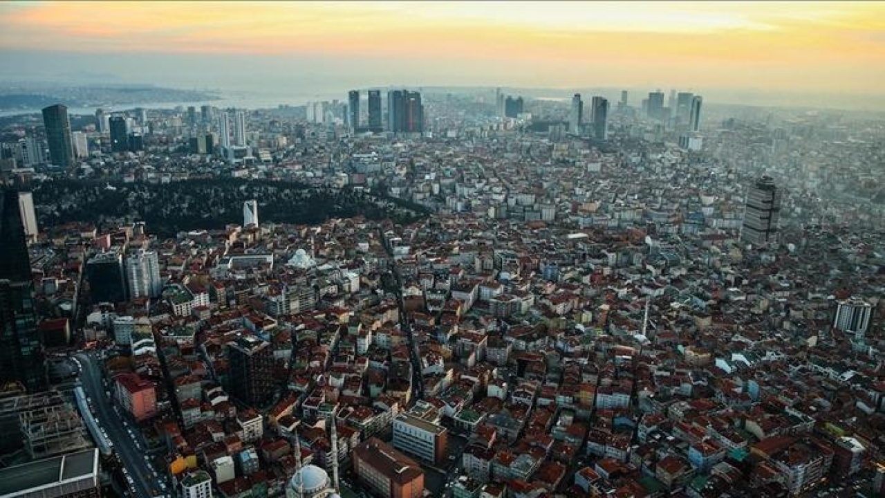 Tehlike çanları çalıyor! Prof. Dr. Üşümezsoy, İstanbul'daki en riskli ilçeleri tek tek saydı