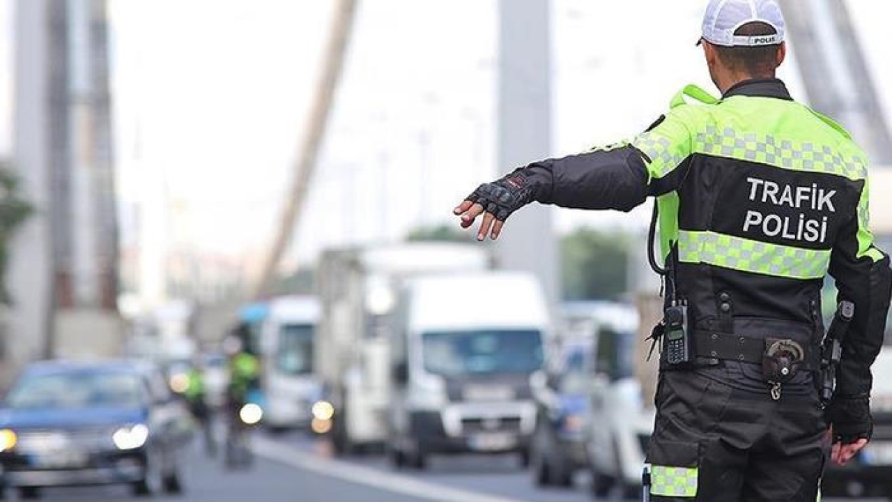 TEM ve Kuzey Marmara'da ağır taşıtların geçişine yasak