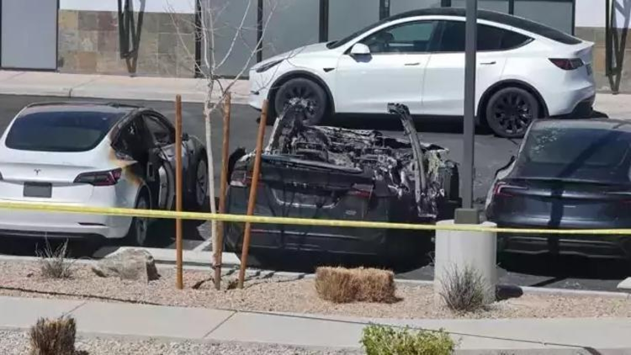 Trump uyardı: Tesla saldırılarına karışanlara 20 yıla kadar hapis cezası gelebilir