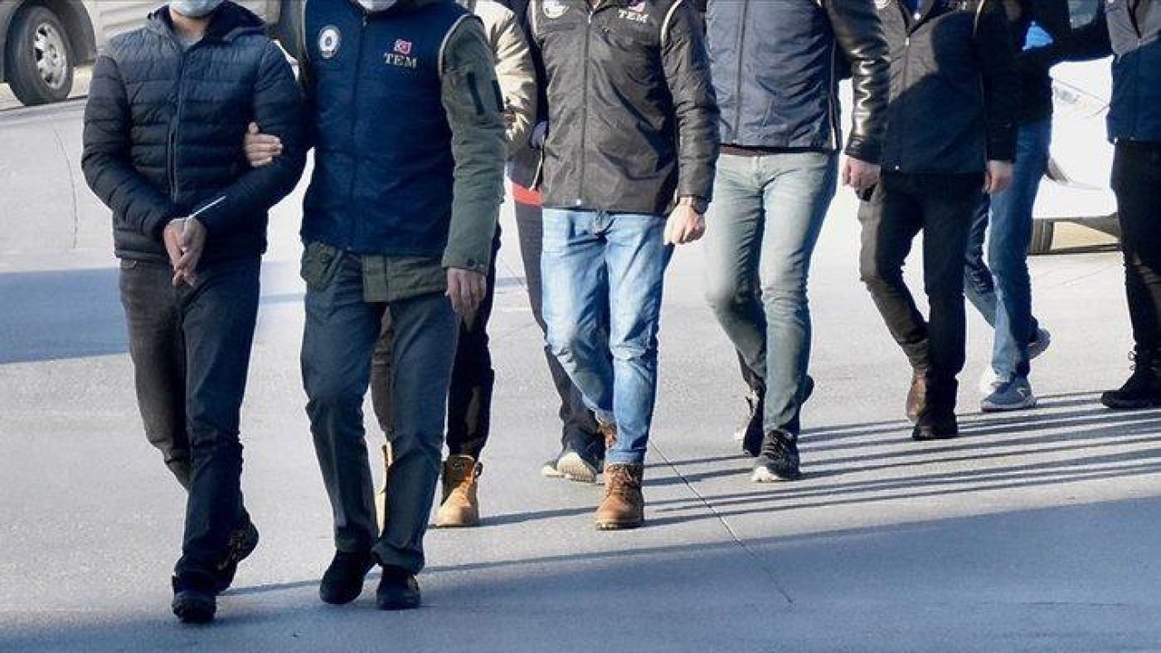 9 ilde FETÖ operasyonu: 20 gözaltı
