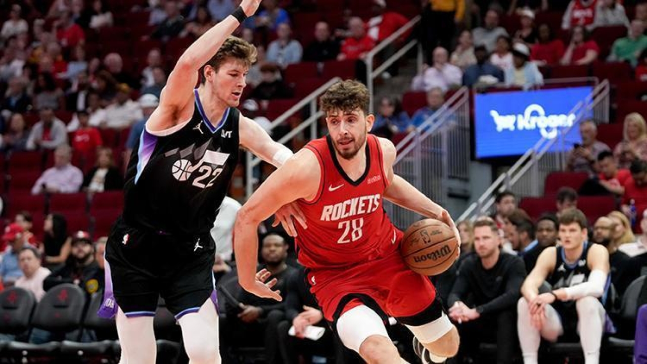 Alperen Şengün 'double-double' yaptı, Rockets play-off vizesini kaptı!