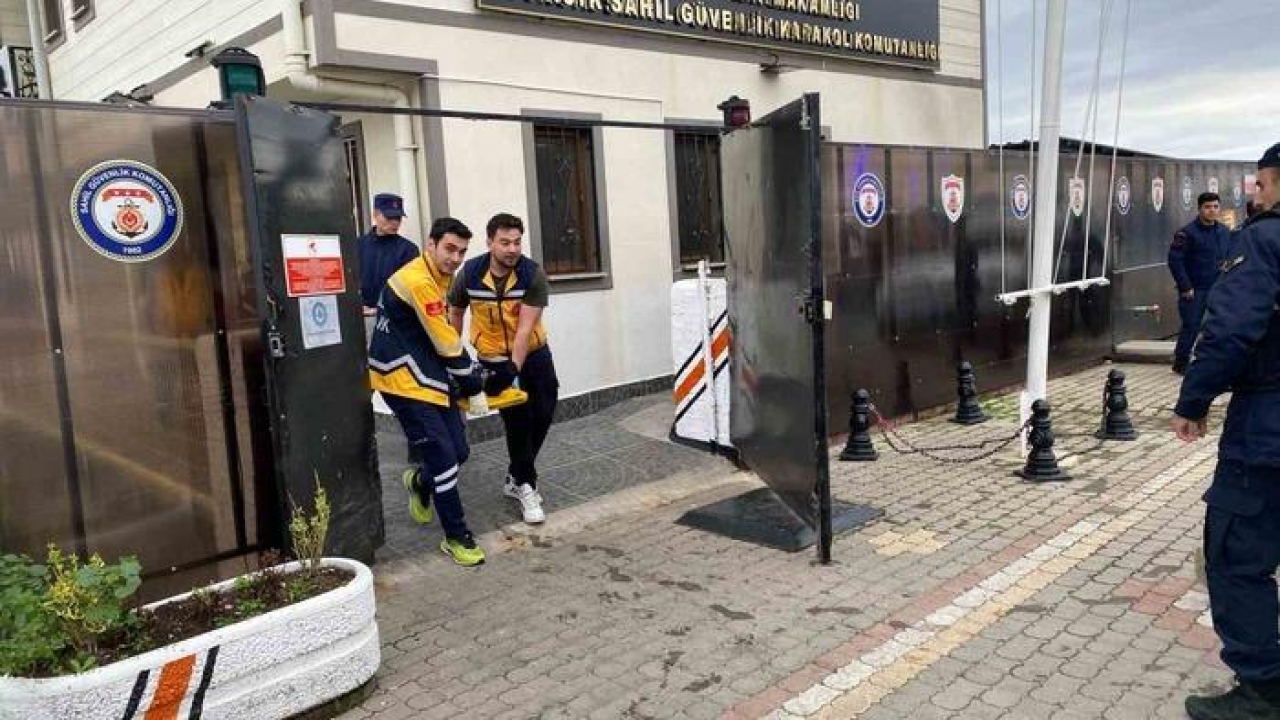 Ayvacık’ta kaçak göçmenleri taşıyan bot battı: 5 kişi öldü